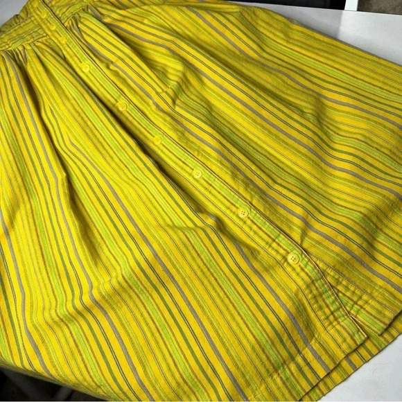 Liz Claiborne Sport Womens Summer Dress 4P Yellow Sleeveless Midi Button Closure - Picture 5 of 9